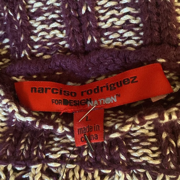 Narcissi Rodriguez purple sweater NWT size large - Picture 5 of 5